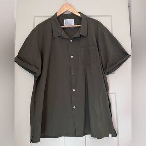 Men's Classic Button Down Olive Green Shirt